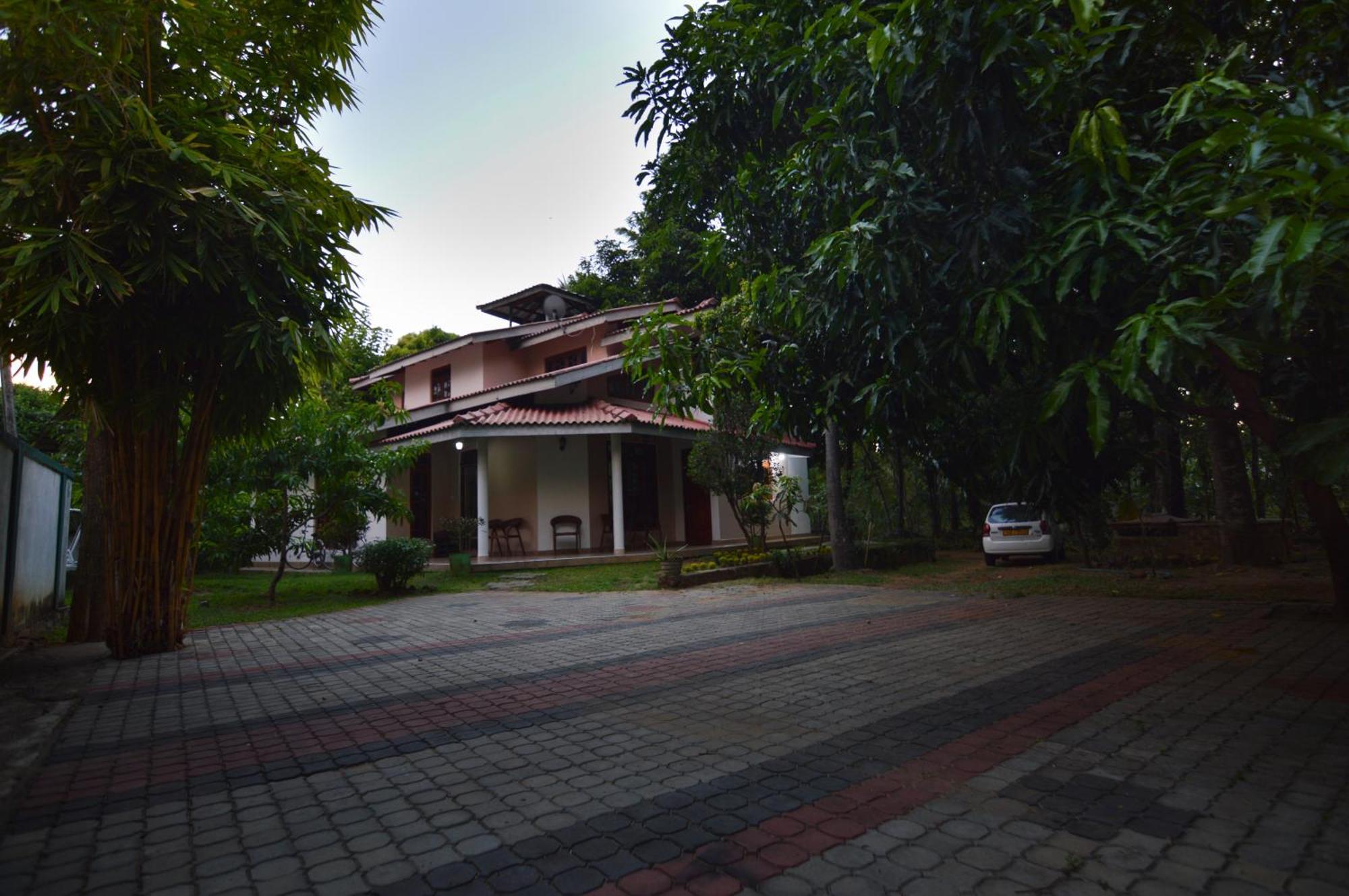 Binara Home Stay Polonnaruwa Exterior photo